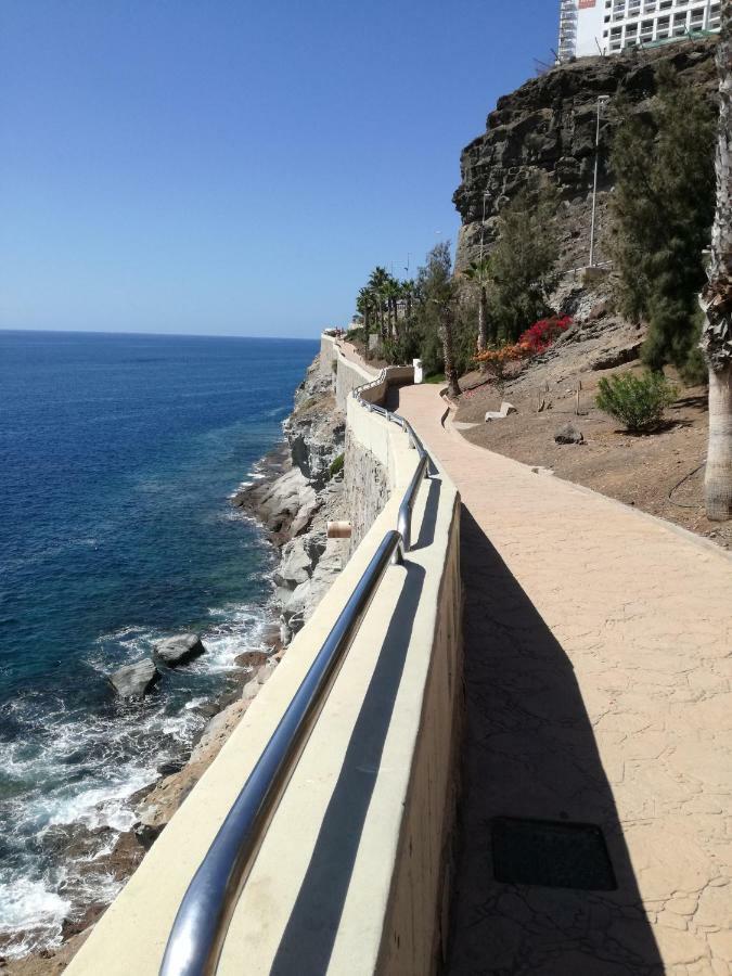 Willa Lovely 2 Bedroom House With Private Garden Mogán