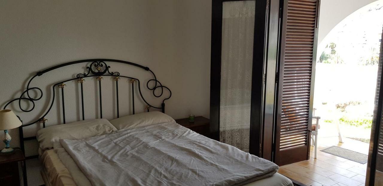 Willa Lovely 2 Bedroom House With Private Garden Mogán